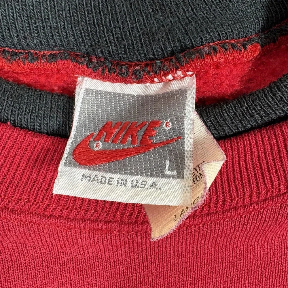 Vintage 80s 90s Nike Men Crewneck Sweater‎ Large Embroidered Pockets Made In USA